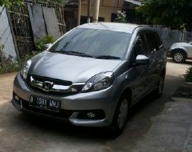 Rental Honda Mobilio di Tangerang Selatan Honda Mobilio E-CVT